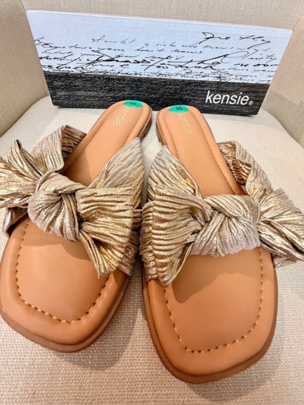 Renata 2 Platino Gold Slide Pleated Bow Sandals Size 8 - New in box